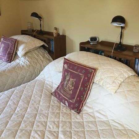 Glenfield Castle Farmhouse Bed And Breakfast מראה חיצוני תמונה
