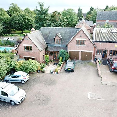 Glenfield Castle Farmhouse Bed And Breakfast מראה חיצוני תמונה