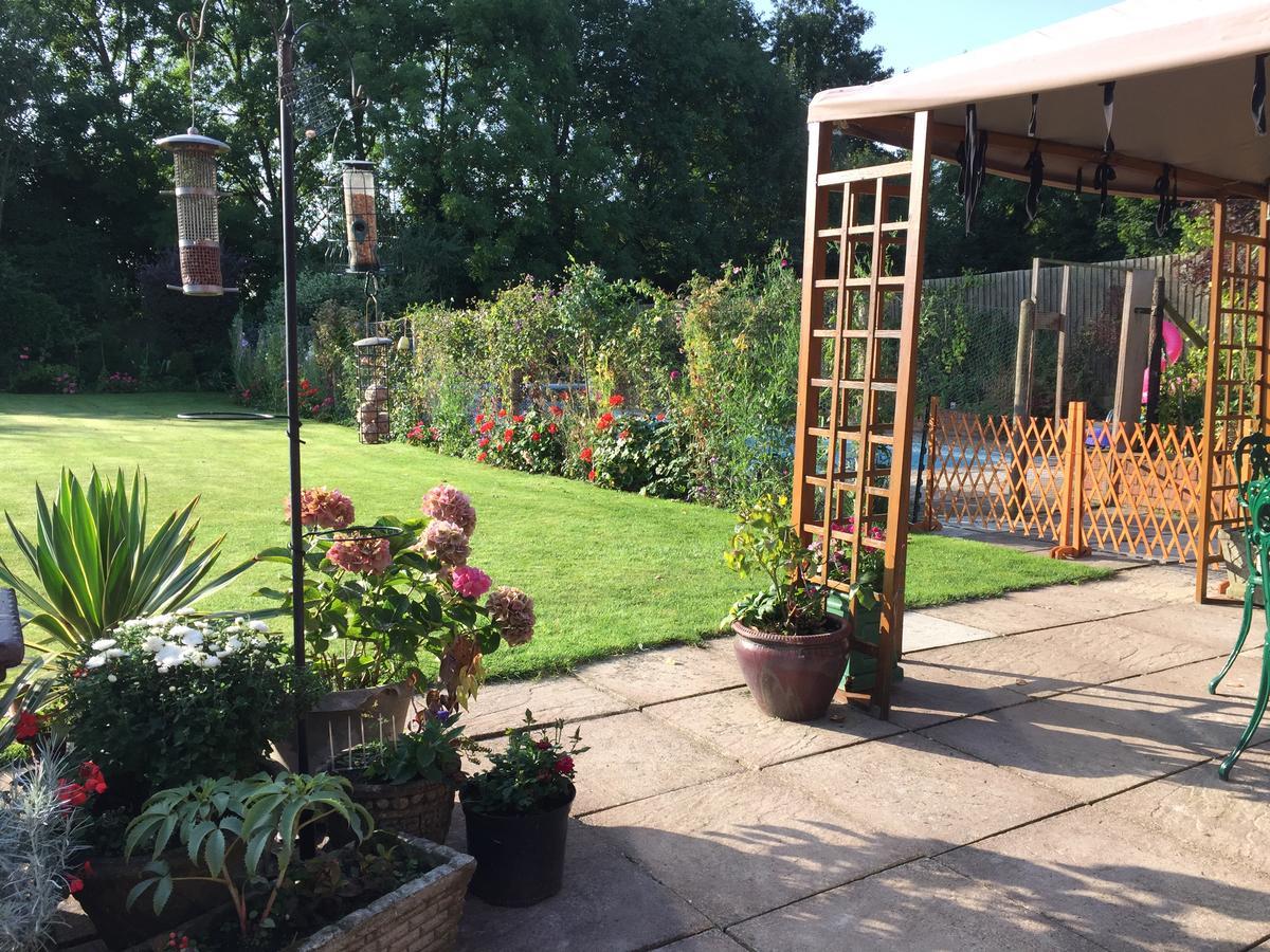 Glenfield Castle Farmhouse Bed And Breakfast מראה חיצוני תמונה