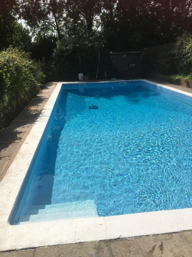 Glenfield Castle Farmhouse Bed And Breakfast מראה חיצוני תמונה